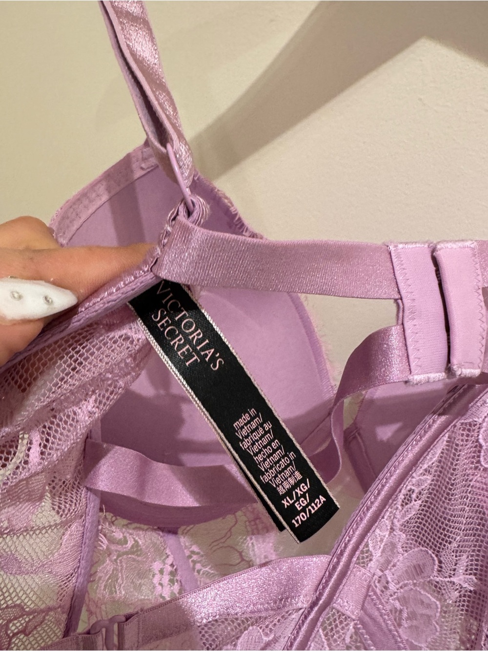 Victoria's Secret Lace Push-Up Bodysuit - Lilac Pink - Picture 6 of 8